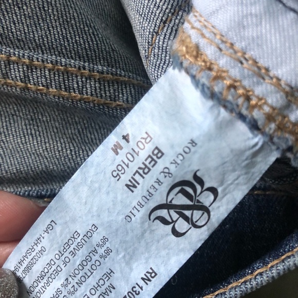 Rock and Republic size 4 Berlin with Tuxedo Stripe - Picture 6 of 7